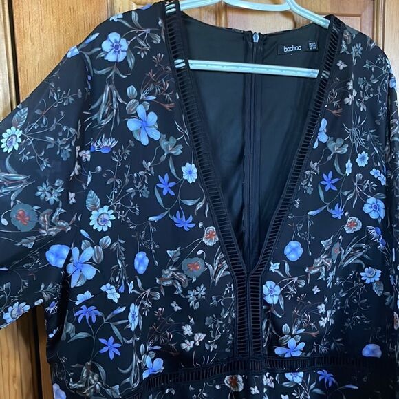 Floral Bohoo Dress - Picture 3 of 10